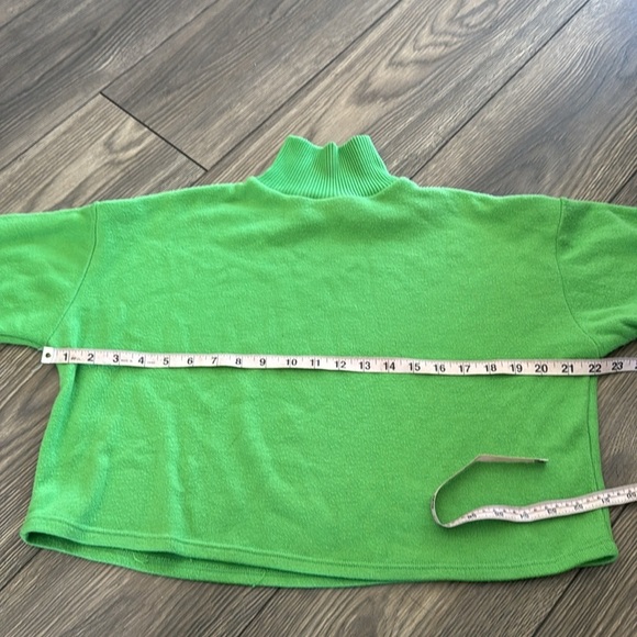 Zara Bright Green Knit crop Sweater long sleeve - Picture 4 of 10